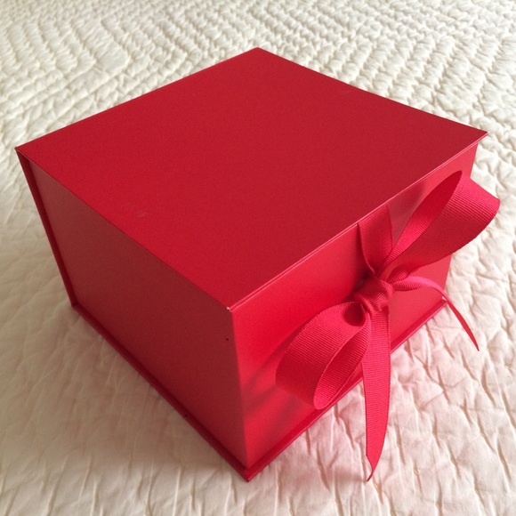 Hallmark Red Storage Gift Box with Ribbon - Picture 3 of 15